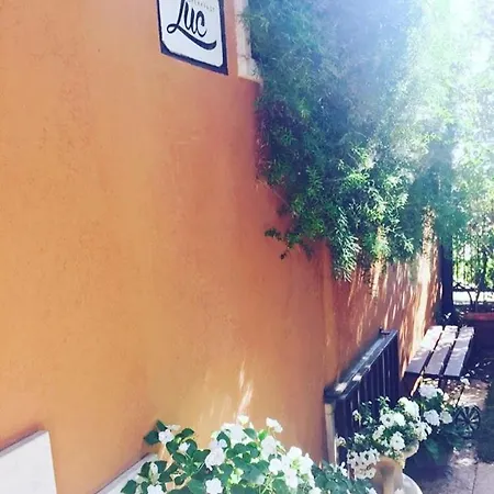 Luc Oda ve Kahvaltı Verona